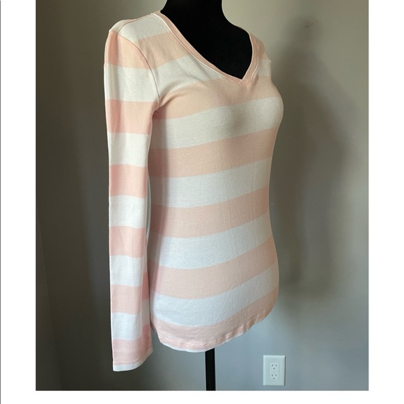 NWT Tommy Hilfiger Pink Striped V Neck Long Sleeve (XS) - Picture 3 of 9